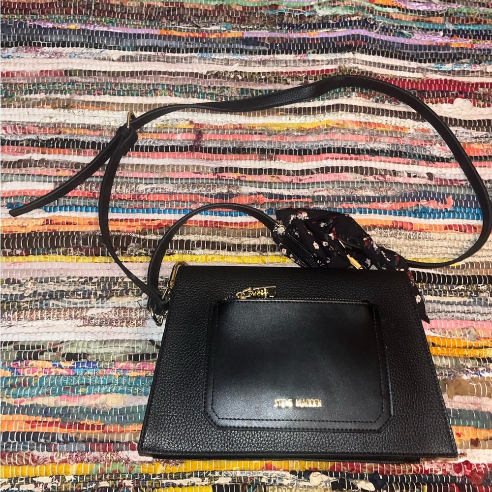 Steve Madden Purse! Black, Pebbled Faux Leather, Gold Hardware, Crossbody,